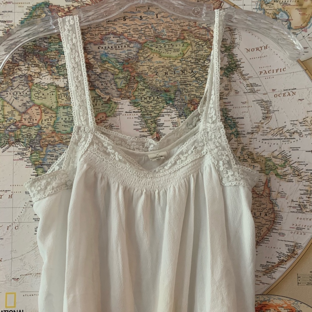 White tank
